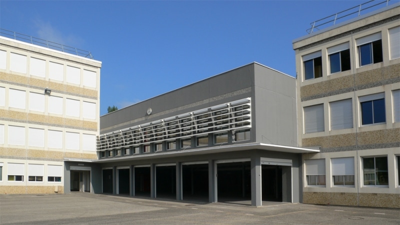 Mise en place diffuseur lumineux et raccordement alarme et SSI de catégorie A au collège Georges Brassens Decines